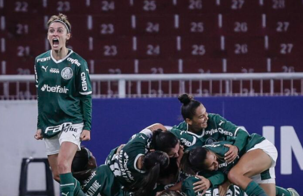 Day Silva garante o Palmeiras na semifinal da Libertadores Feminina